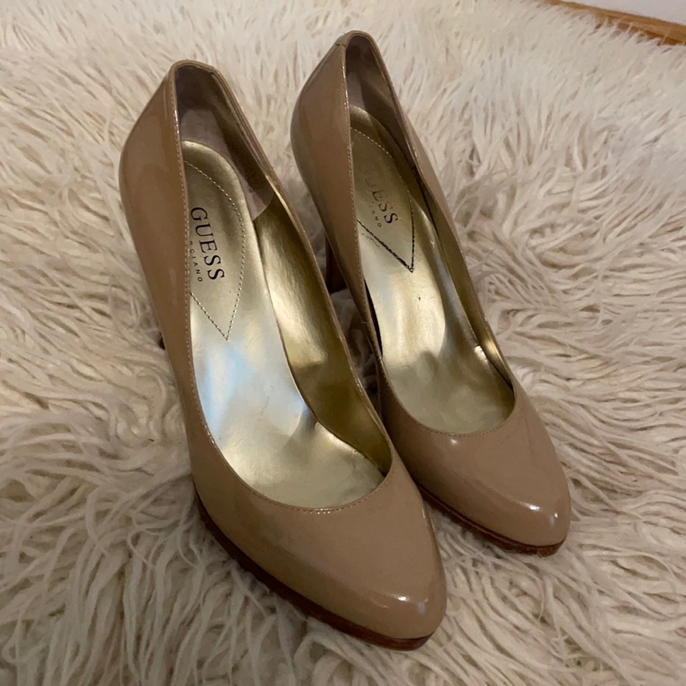 Guess patent leather camel heels